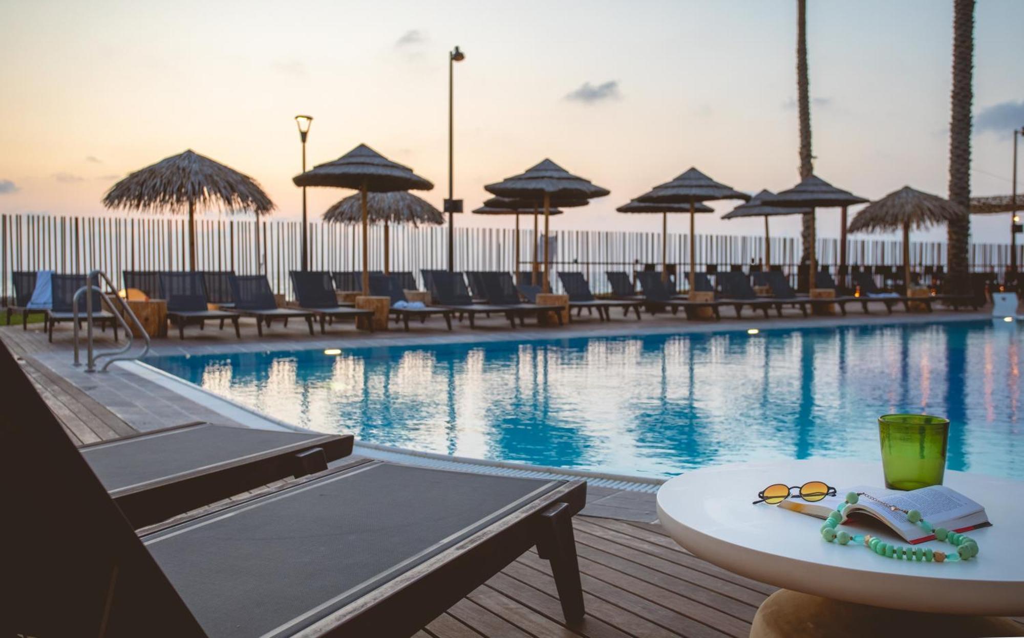 Jacob Sea Life Nahariya Hotel Екстериор снимка