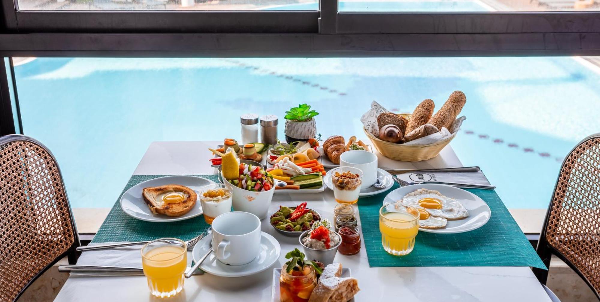 Jacob Sea Life Nahariya Hotel Екстериор снимка