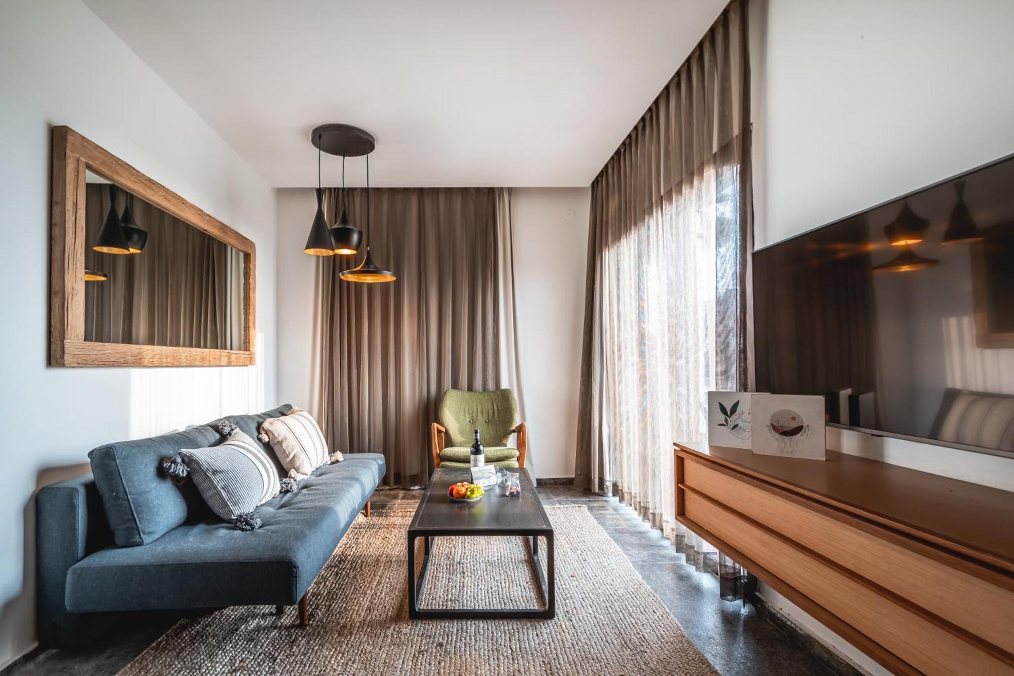 Jacob Sea Life Nahariya Hotel Екстериор снимка