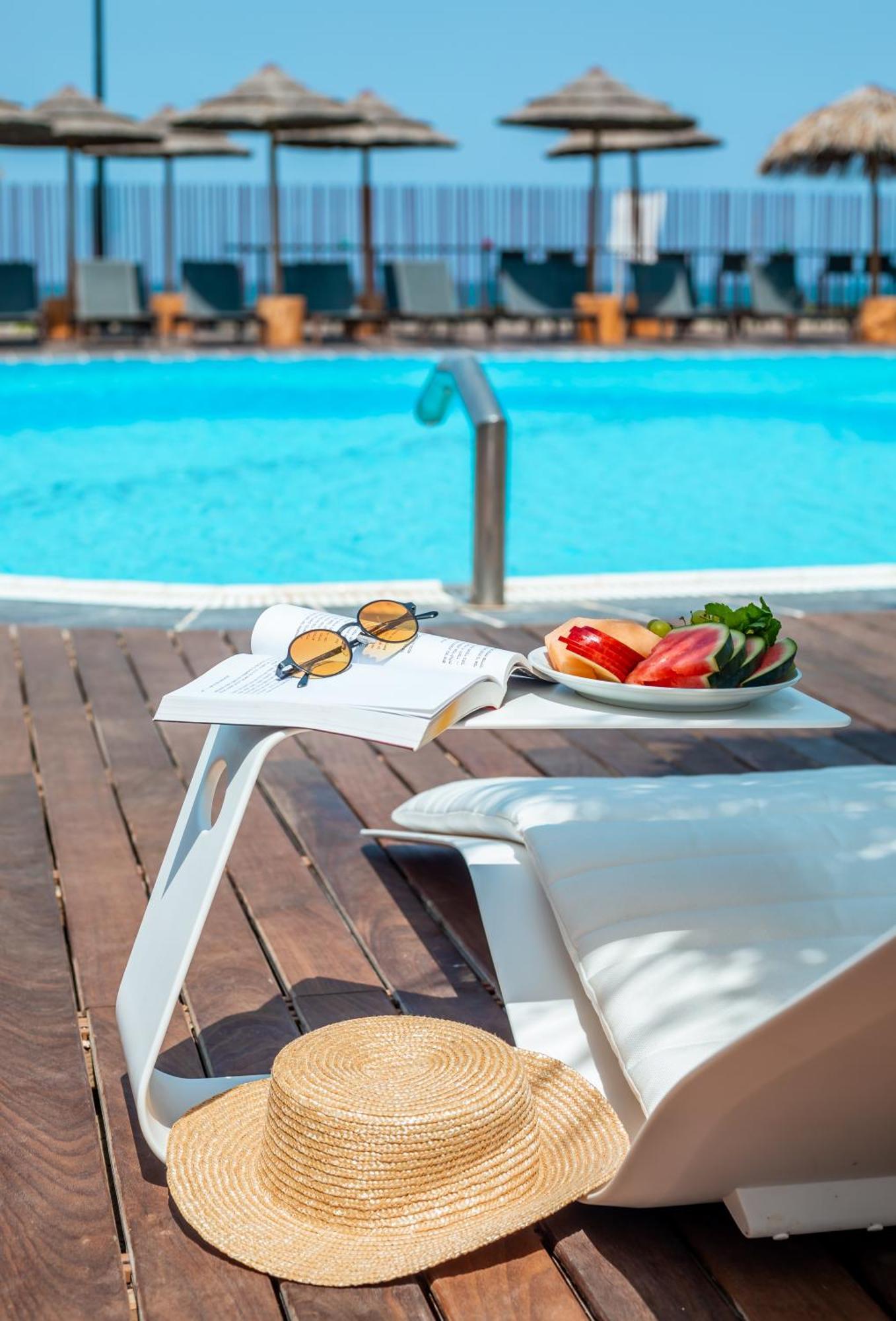 Jacob Sea Life Nahariya Hotel Екстериор снимка
