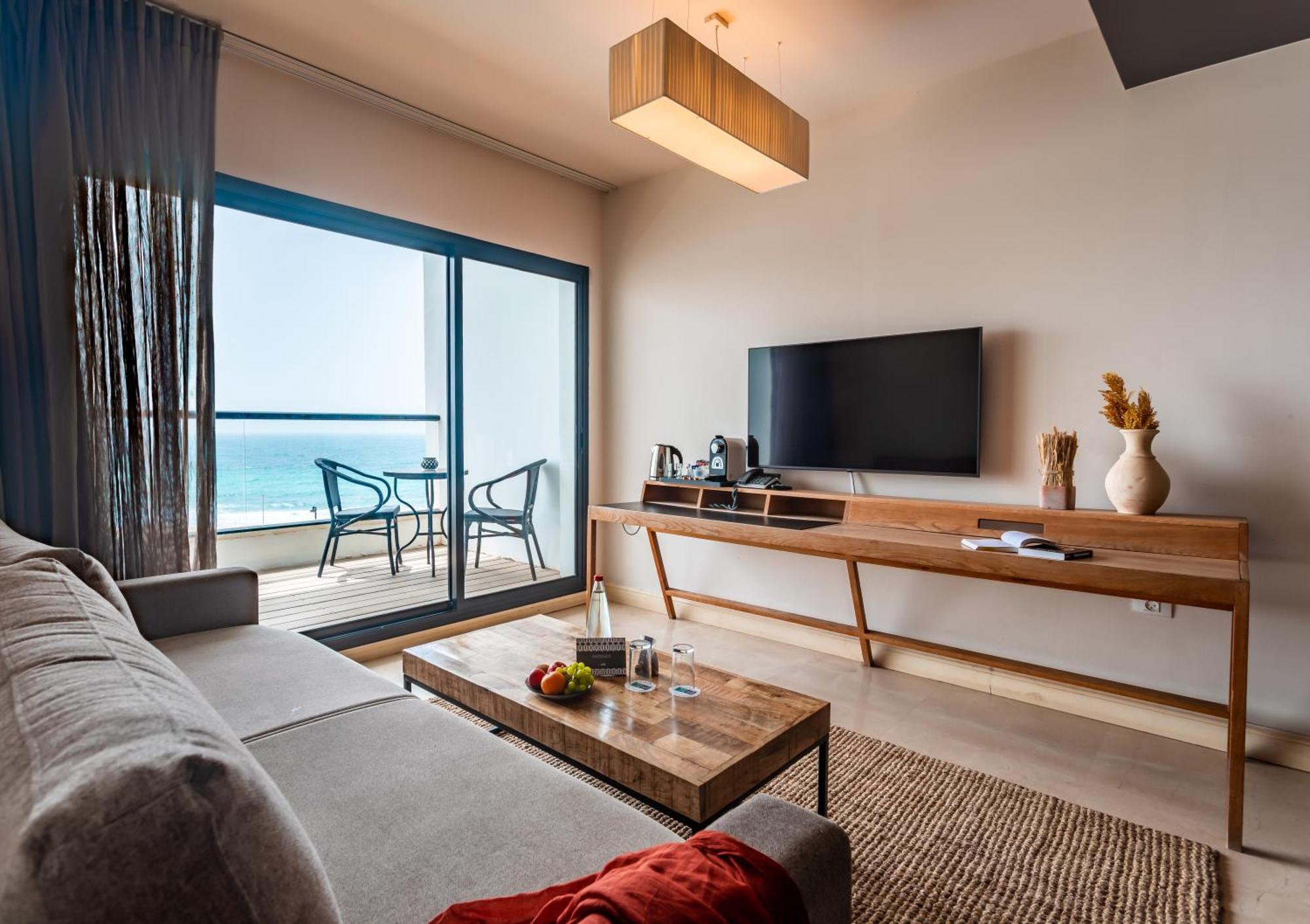 Jacob Sea Life Nahariya Hotel Екстериор снимка