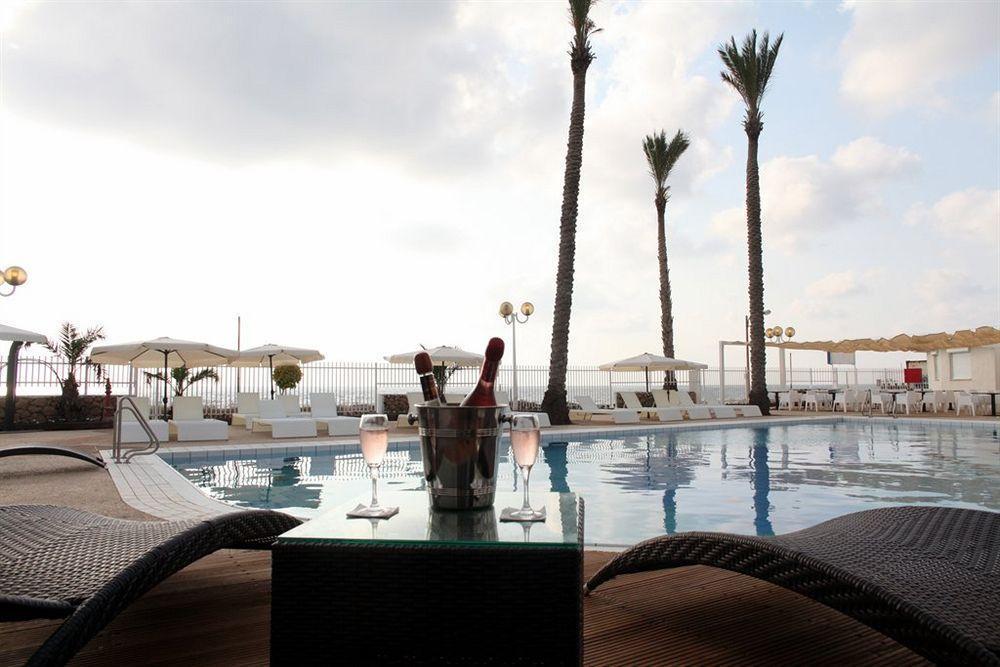Jacob Sea Life Nahariya Hotel Екстериор снимка