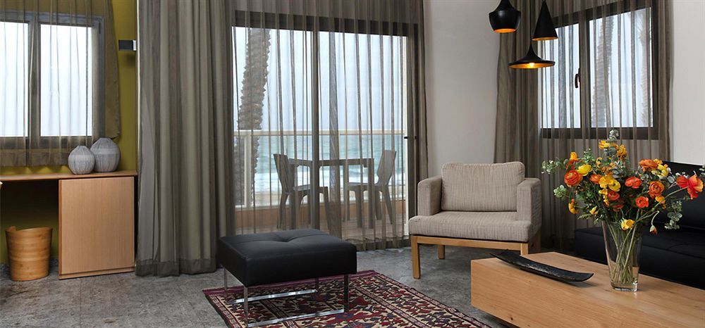 Jacob Sea Life Nahariya Hotel Екстериор снимка